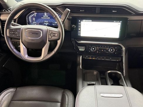 Used 2024 GMC Sierra 2500 Denali w/ Denali Reserve Package AWD/4WD image 24