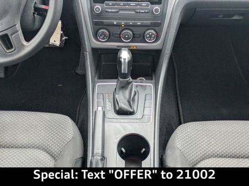 Used 2013 Volkswagen Passat 2.5 S image 17