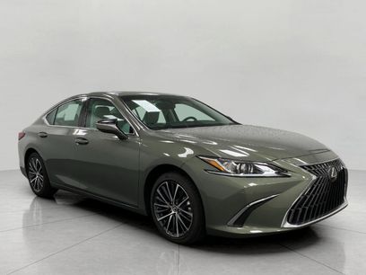 Used 2025 Lexus ES 350 w/ Premium Package