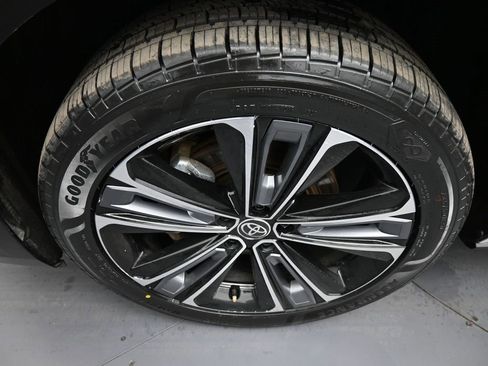 Certified 2023 Toyota bZ4X Limited image 14