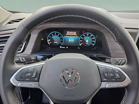 New 2026 Volkswagen Atlas SEL AWD/4WD image 18