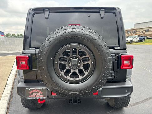 Used 2023 Jeep Wrangler Unlimited Rubicon w/ Xtreme 35 Tire Package AWD/4WD image 4