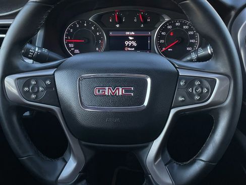 Used 2023 GMC Acadia AT4 image 13
