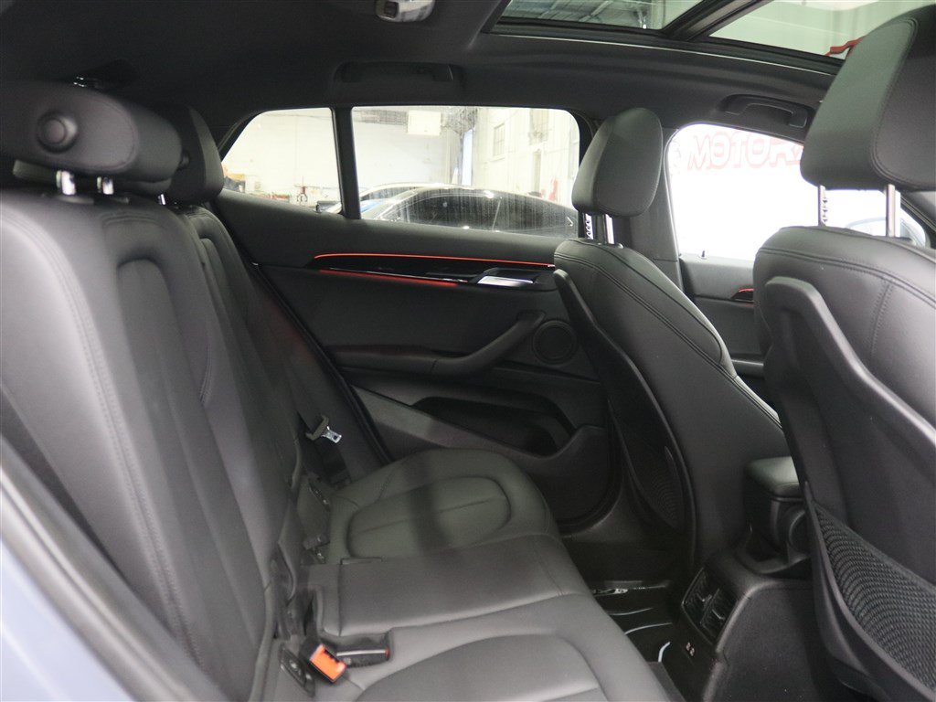 Used 2022 BMW X2 xDrive28i w/ Convenience Package AWD/4WD image 21