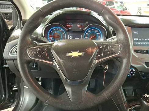 Used 2016 Chevrolet Cruze LT image 19