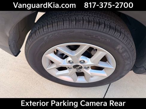 Certified 2025 Kia Soul S image 10