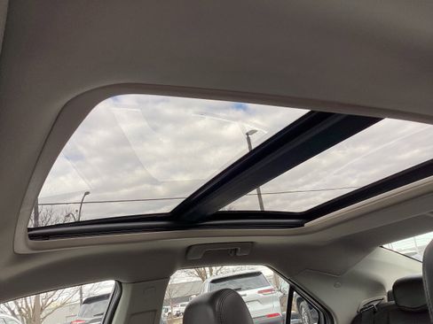 Used 2011 Cadillac CTS Luxury image 16