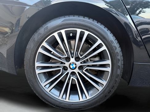 Used 2019 BMW 540i xDrive AWD/4WD image 9