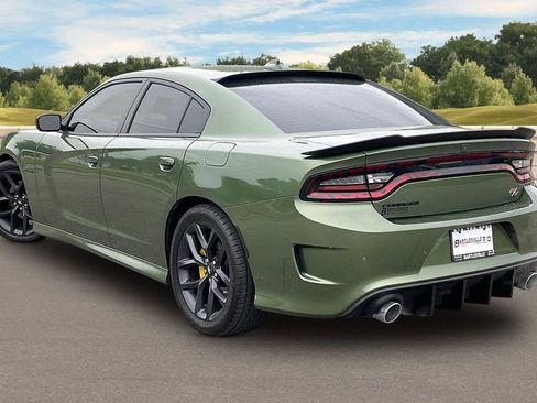 Used 2020 Dodge Charger R/T w/ Blacktop Package RWD image 11