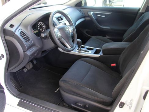 Used 2015 Nissan Altima 2.5 S w/ Power Driver Seat Package FWD image 20