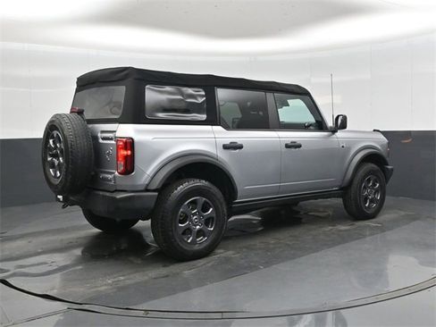 Used 2022 Ford Bronco Big Bend image 4