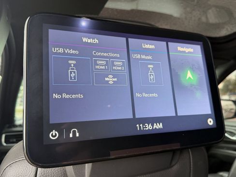 Used 2021 GMC Yukon XL Denali w/ Denali Premium Package RWD image 24