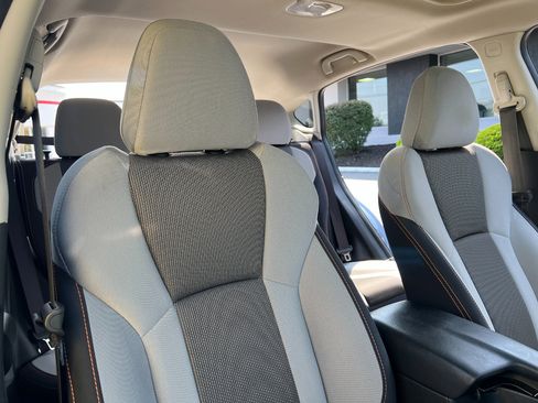 Used 2020 Subaru Crosstrek 2.0i Premium w/ Moonroof Package 2 image 25