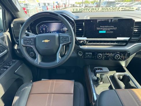 New 2026 Chevrolet Silverado 1500 High Country AWD/4WD image 11