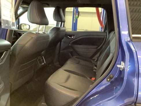 Certified 2025 Subaru Forester Touring AWD/4WD image 12
