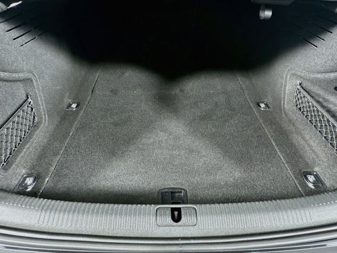 Used 2023 Audi A4 2.0T Premium w/ Convenience Package AWD/4WD image 22