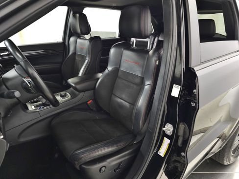 Used 2020 Jeep Grand Cherokee Trailhawk AWD/4WD image 15