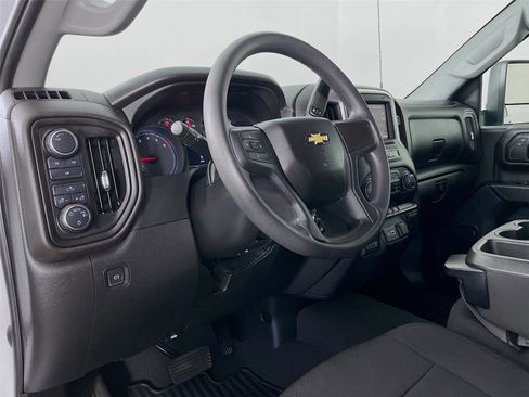 Certified 2023 Chevrolet Silverado 2500 Custom w/ Gooseneck/5TH Wheel Package image 12