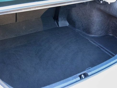 Used 2025 Toyota Camry LE image 9