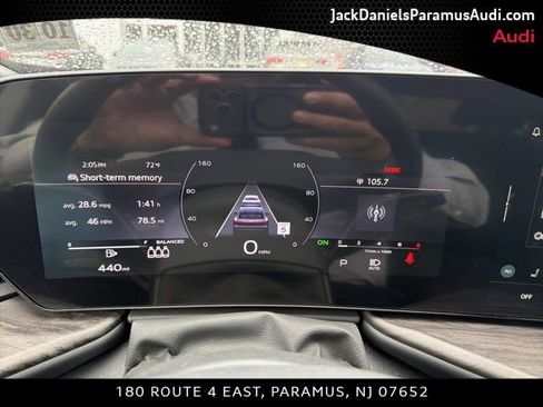 Used 2025 Audi Q5 Premium w/ Convenience Package image 7