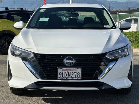 Used 2025 Nissan Sentra S image 6