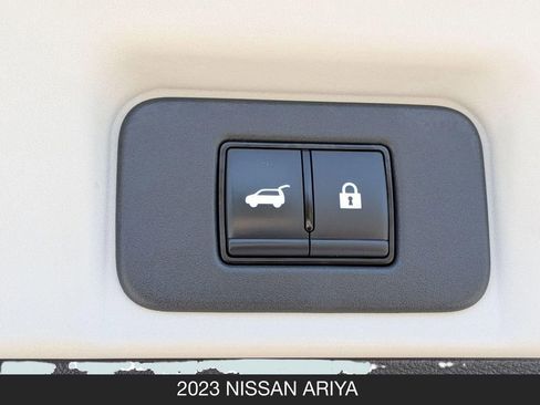 Used 2023 Nissan Ariya FWD image 26