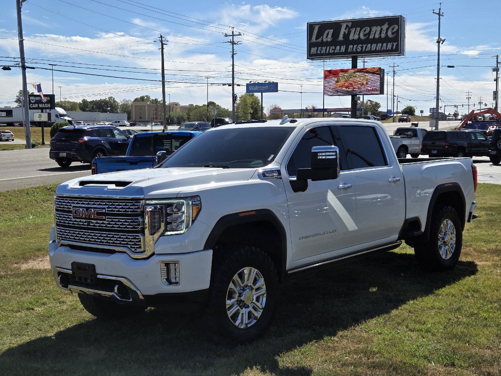 Used 2022 GMC Sierra 2500 Denali w/ Denali Ultimate Package AWD/4WD image 7