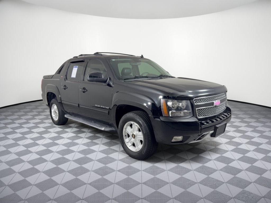 Used 2011 Chevrolet Avalanche LT w/ Luxury Package RWD image 7