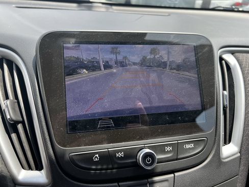 Used 2024 Chevrolet Malibu LT FWD image 25
