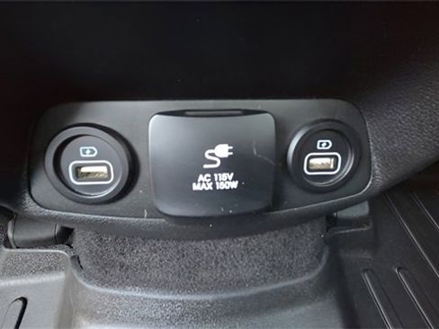 Used 2023 Hyundai Santa Fe Calligraphy image 22