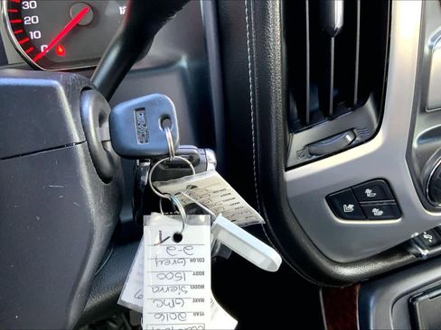 Used 2016 GMC Sierra 1500 SLT w/ SLT Preferred Package image 67