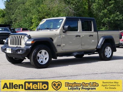 Used 2020 Jeep Gladiator Sport w/ Quick Order Package 24S