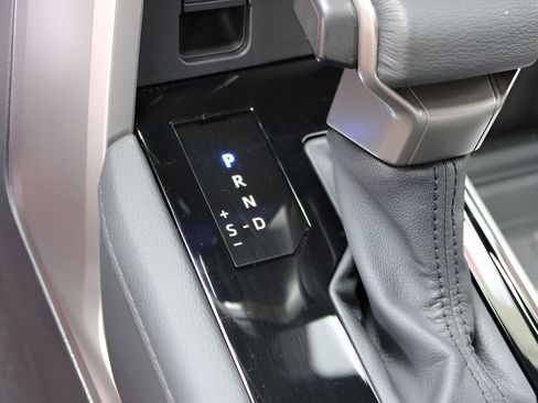 Certified 2025 Toyota Tundra Limited image 16