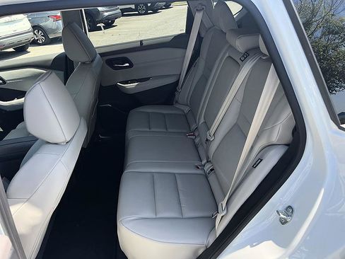Certified 2023 Nissan Rogue SV w/ SV Premium B Package FWD image 14