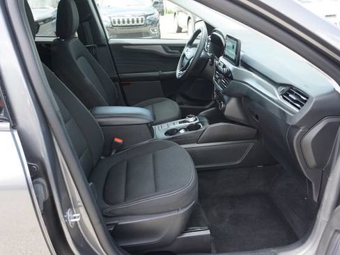 Used 2024 Ford Escape Active FWD image 3
