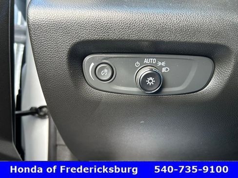 Used 2020 Chevrolet Traverse LS image 26