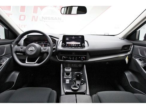 Certified 2024 Nissan Rogue S image 7