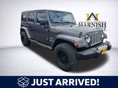 Used 2017 Jeep Wrangler Unlimited Sahara AWD/4WD image 1