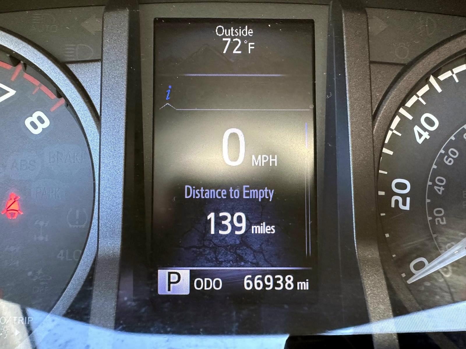 Used 2018 Toyota Tacoma TRD Off-Road AWD/4WD image 29