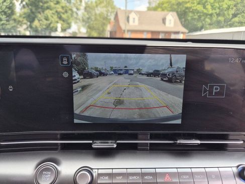 Used 2025 Hyundai Kona SE FWD image 17