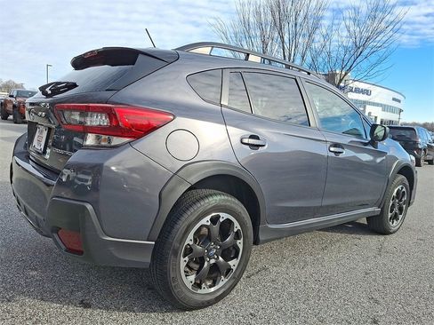 Certified 2023 Subaru Crosstrek 2.0i image 7