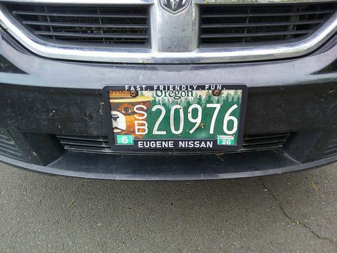 Used 2010 Dodge Journey SXT w/ Flexible Seating Group image 9