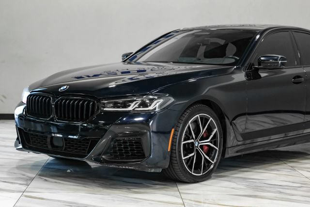 Used 2021 BMW 540i w/ M Sport Package RWD image 7