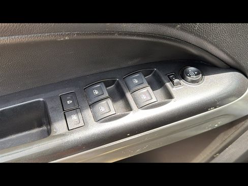 Used 2019 Chevrolet Colorado LT AWD/4WD image 8