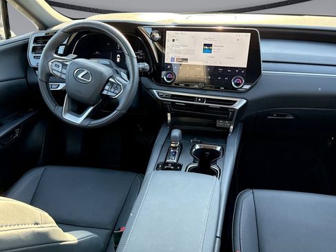 Used 2026 Lexus RX 350 Premium w/ Convenience Package FWD image 19