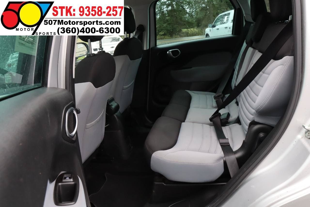 Used 2014 FIAT 500L Easy w/ Popular Equipment Group FWD image 13
