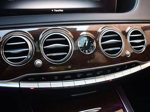 Used 2018 Mercedes-Benz S 450 Sedan image 38