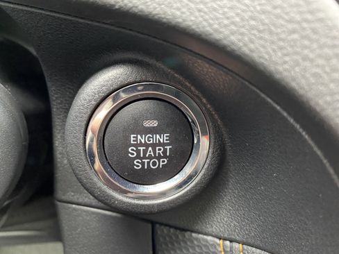 Used 2025 Subaru Forester Wilderness image 32