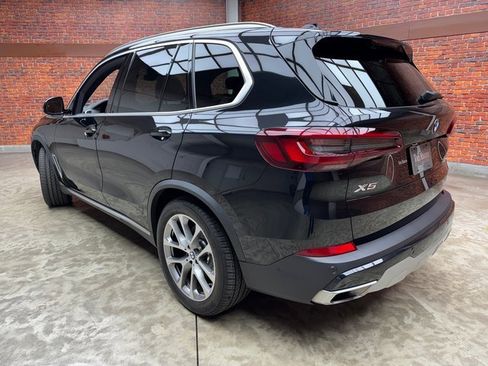Used 2023 BMW X5 xDrive40i w/ Premium Package image 3