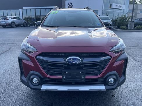 Certified 2025 Subaru Outback Limited XT AWD/4WD image 2